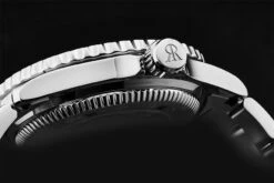 Revue Thommen Diver GMT Men's Watch Model 17572.2135 -Classic Horizon Shop 17572.2135 ZM 6 1