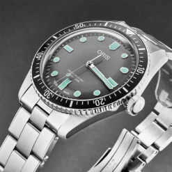 Oris Divers Sixty-Five Men's Watch Model 73377074053MB -Classic Horizon Shop 73377074053MB ZM 2